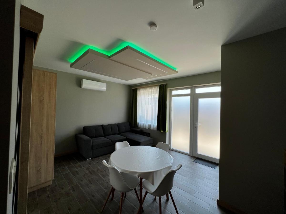Th-Lux Apartman Hajdúszoboszló Exterior foto